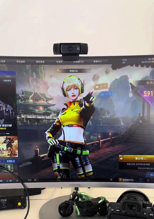 穿越火线如何关闭人物名字显示？设置方法是什么？